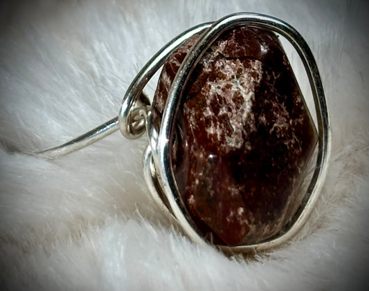 AFRICAN OPAL RING: ”a story older than memory”