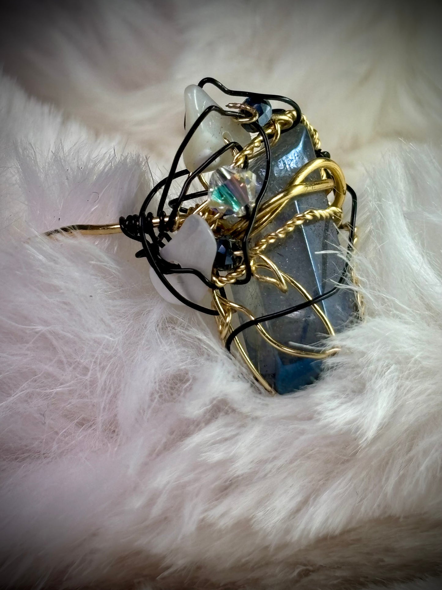 Crystal ring: Armor of light 