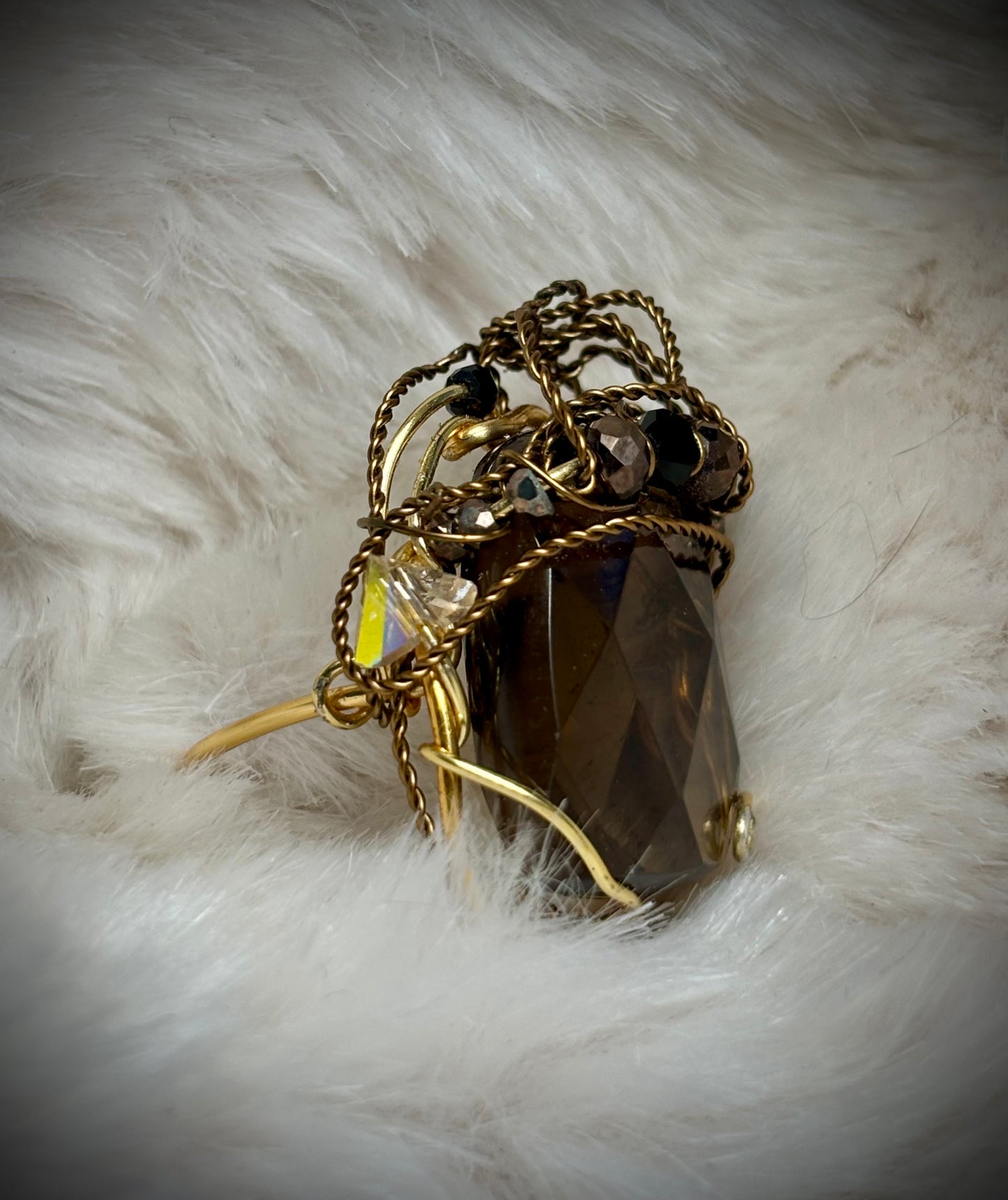 Smoky topaz ring: Gatsby‘s Daisy again 