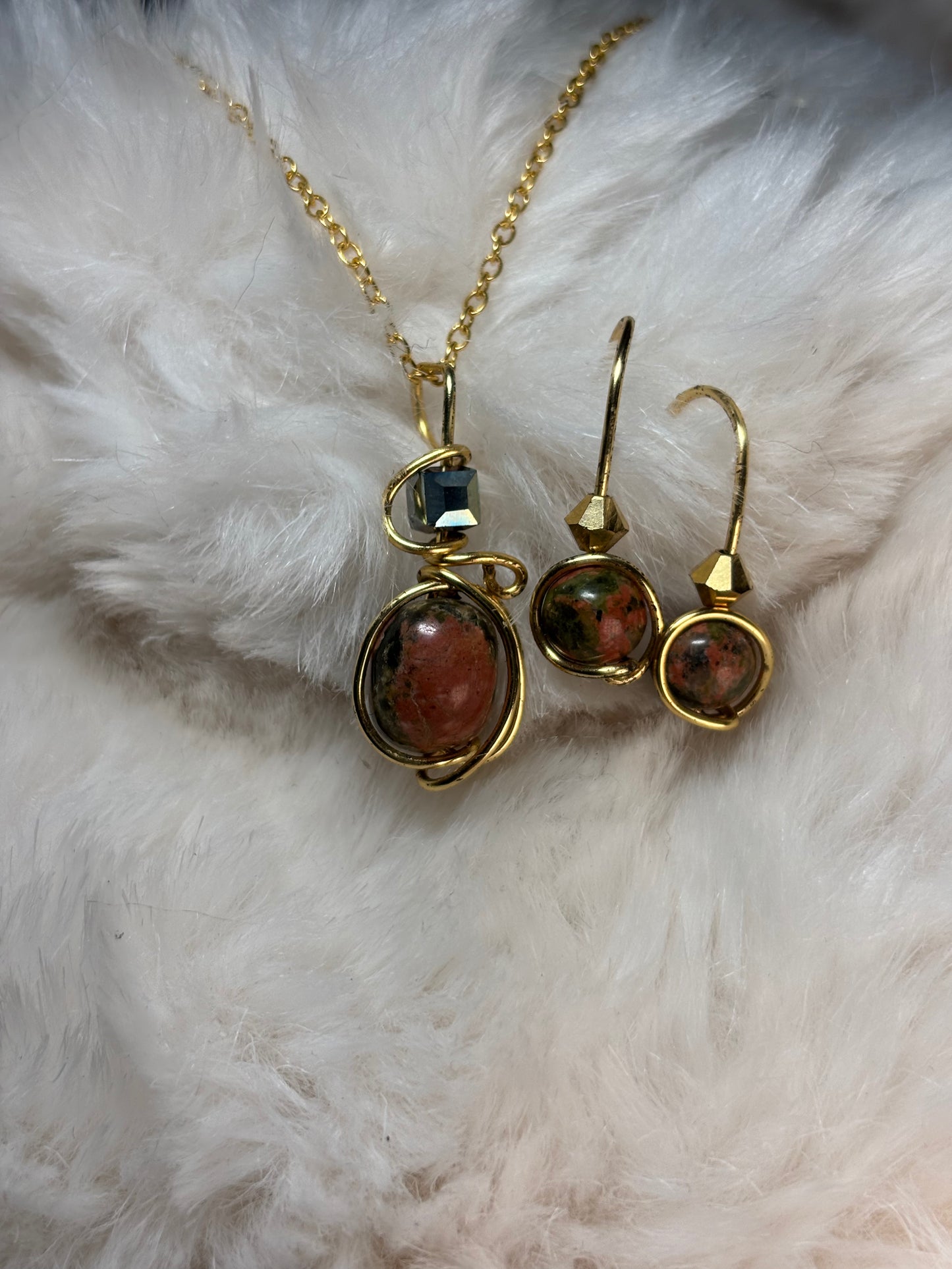Garden of the heart: Unakite pendant, and earrings set