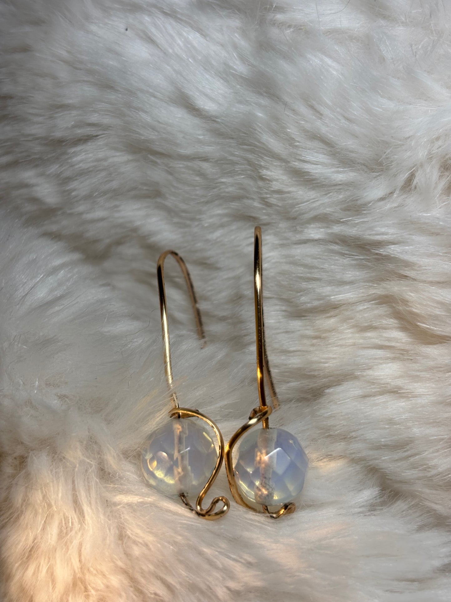 Moon Glow: Moon Stone Earrings