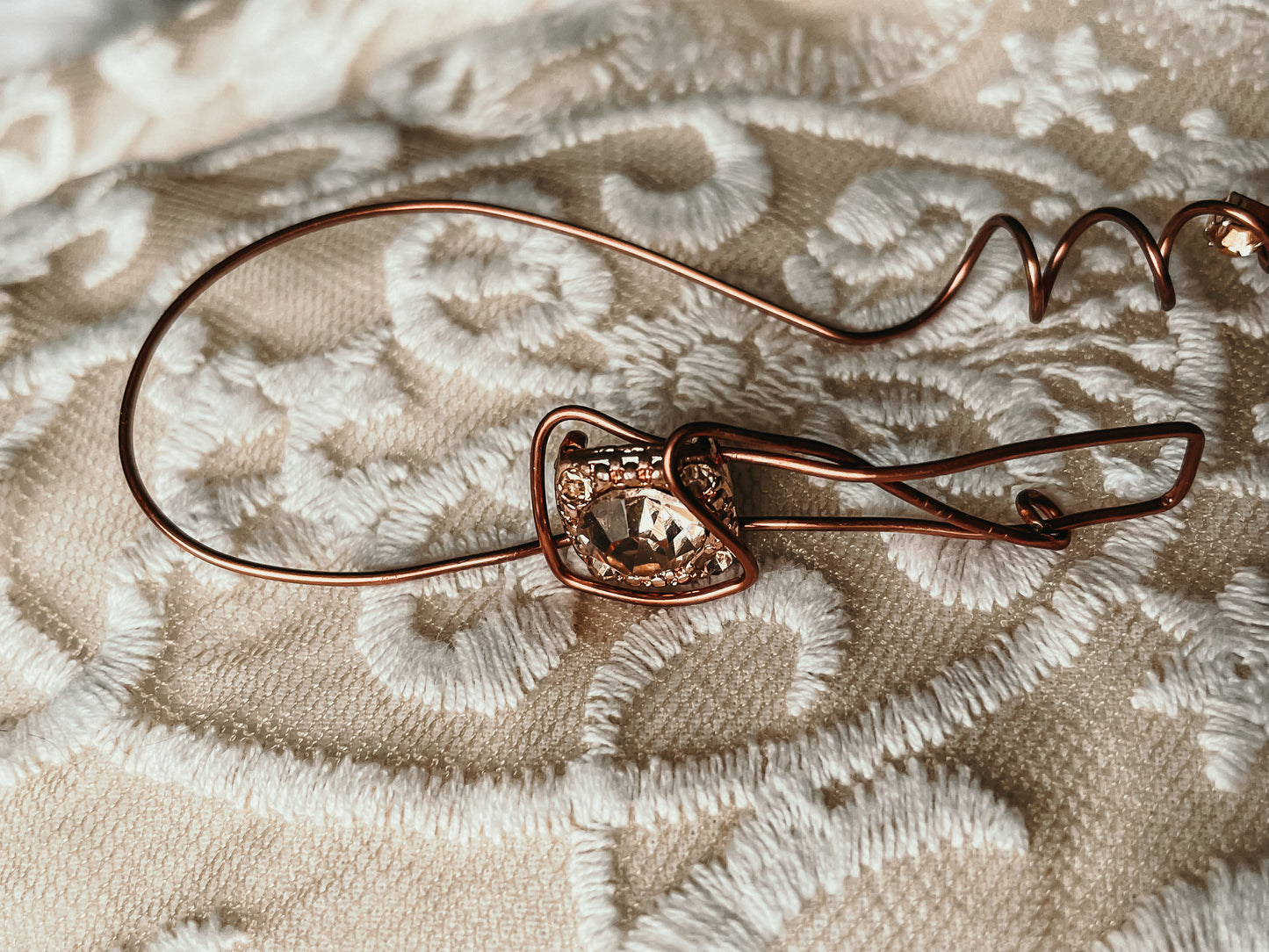 Morganite Earcuff