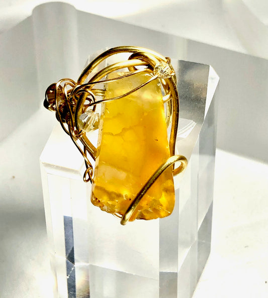 Yellow agate ring