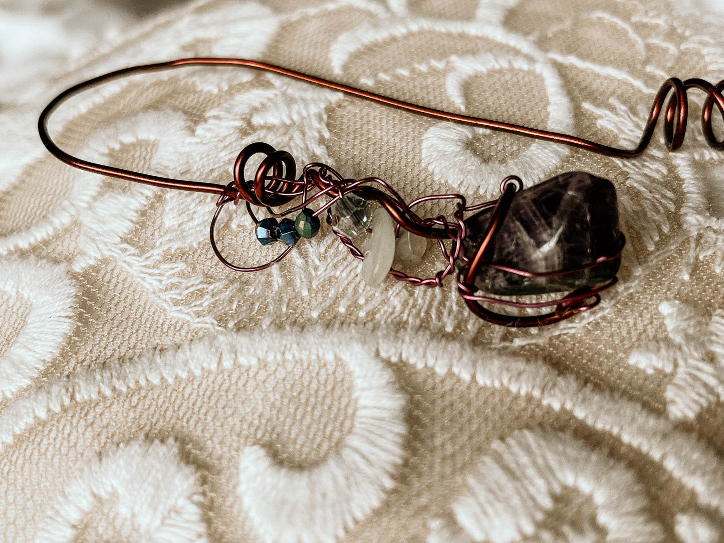Amethyst Earcuff