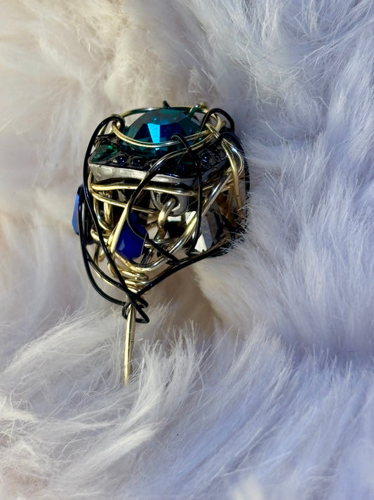 Turquoise green rhinestone ring ￼