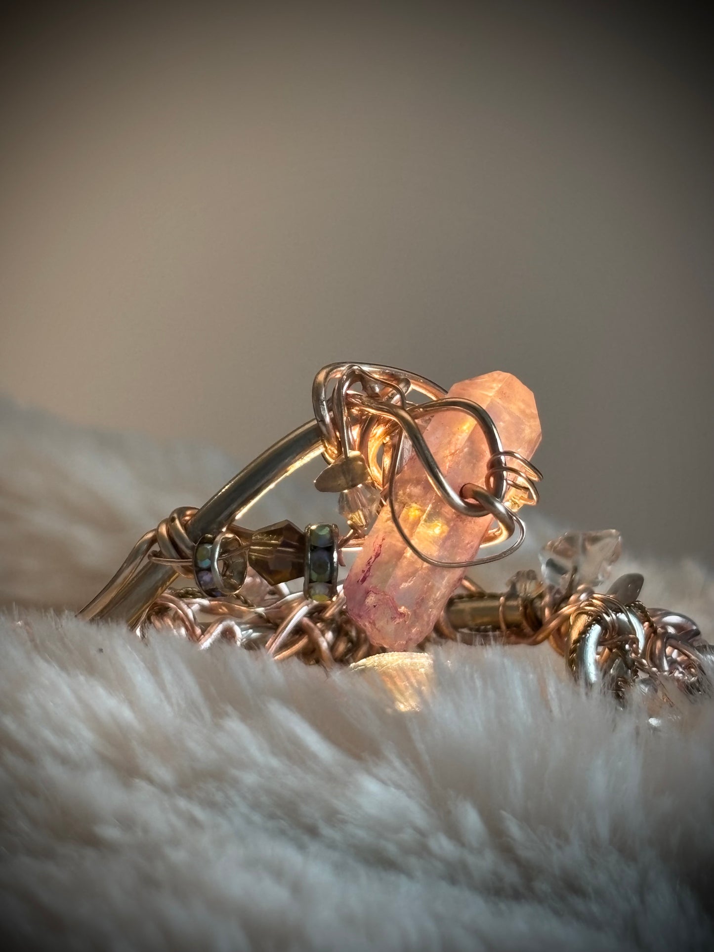 Pink crystal bracelet: heal my heart ￼