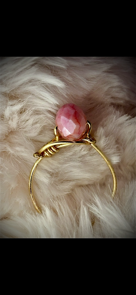 Pink dragon vein, agate ring: ￼Open Heart￼