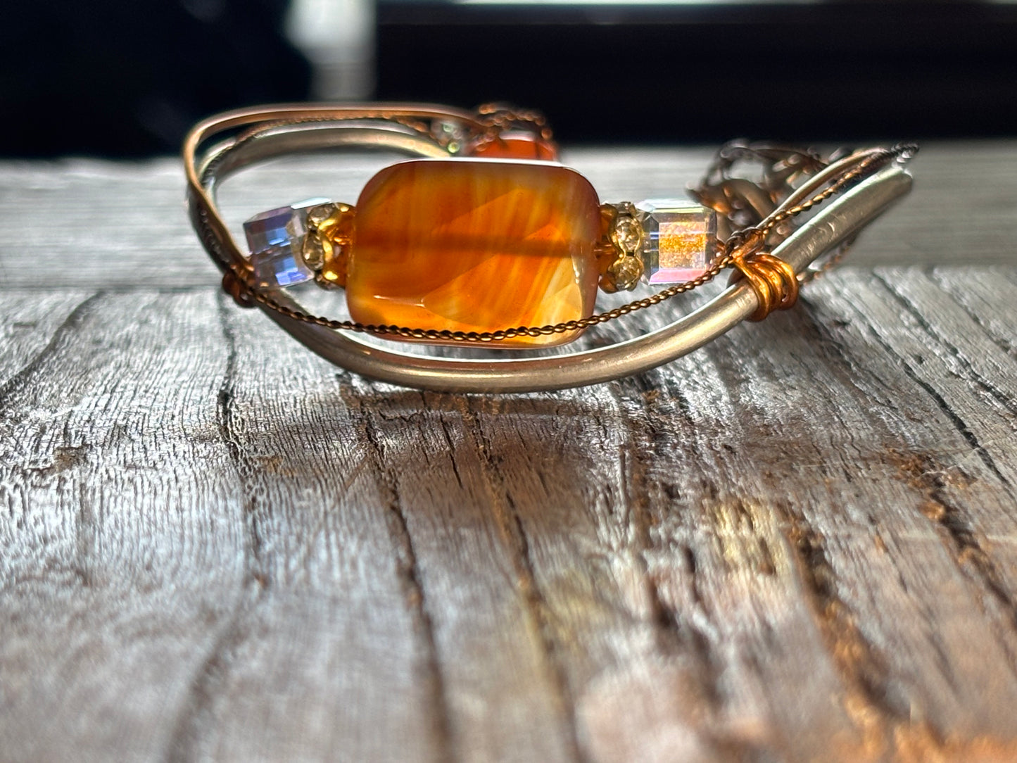 Carnelian Bracelet: Golden Focus