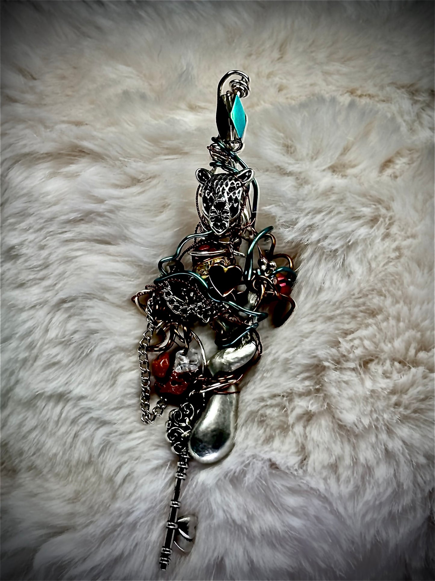 GREGORY LEOPARD ;  GUARDIAN OF THE HEART