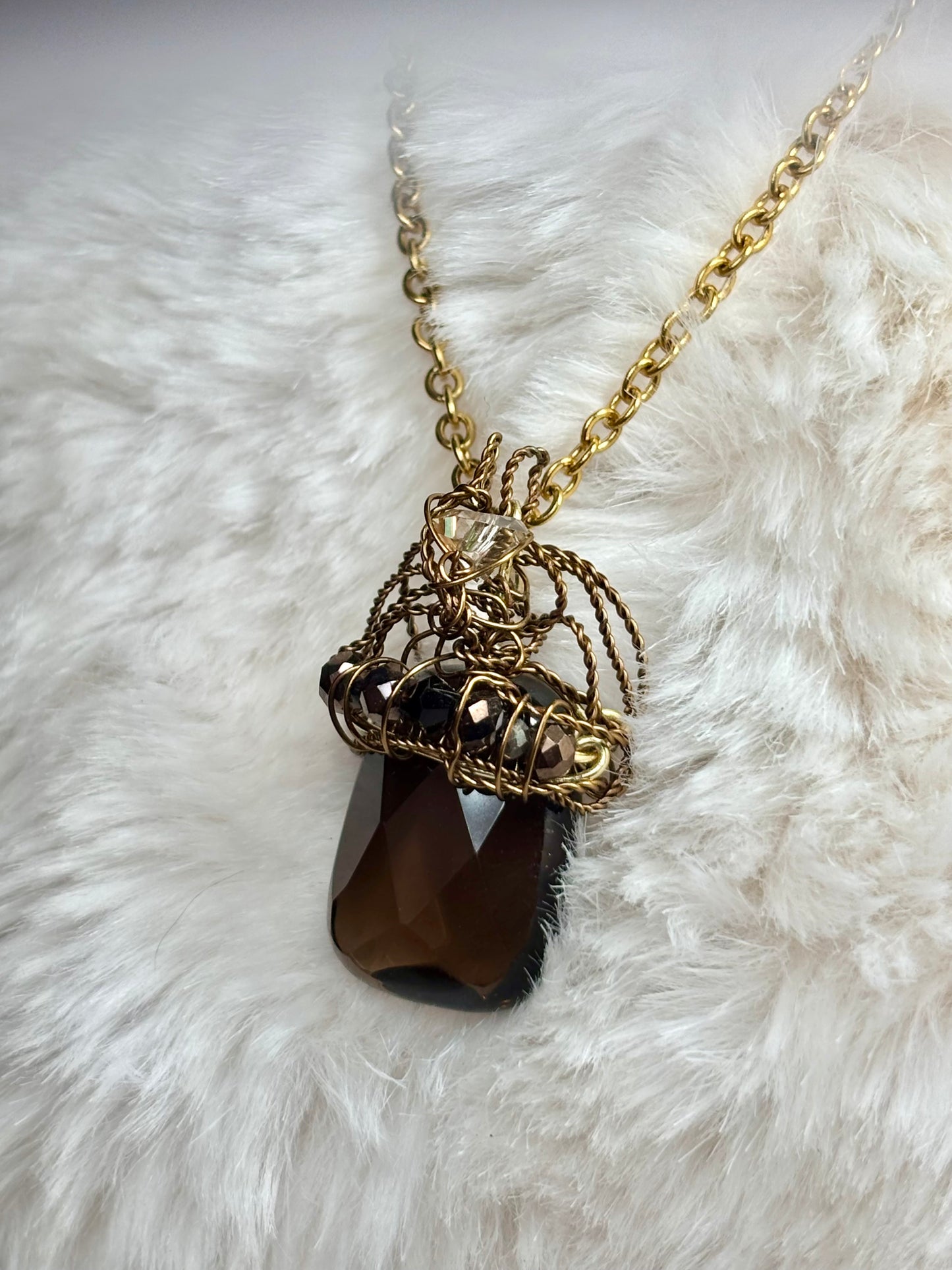 The Velvet Heirloom: vintage topaz pendant (set available)￼