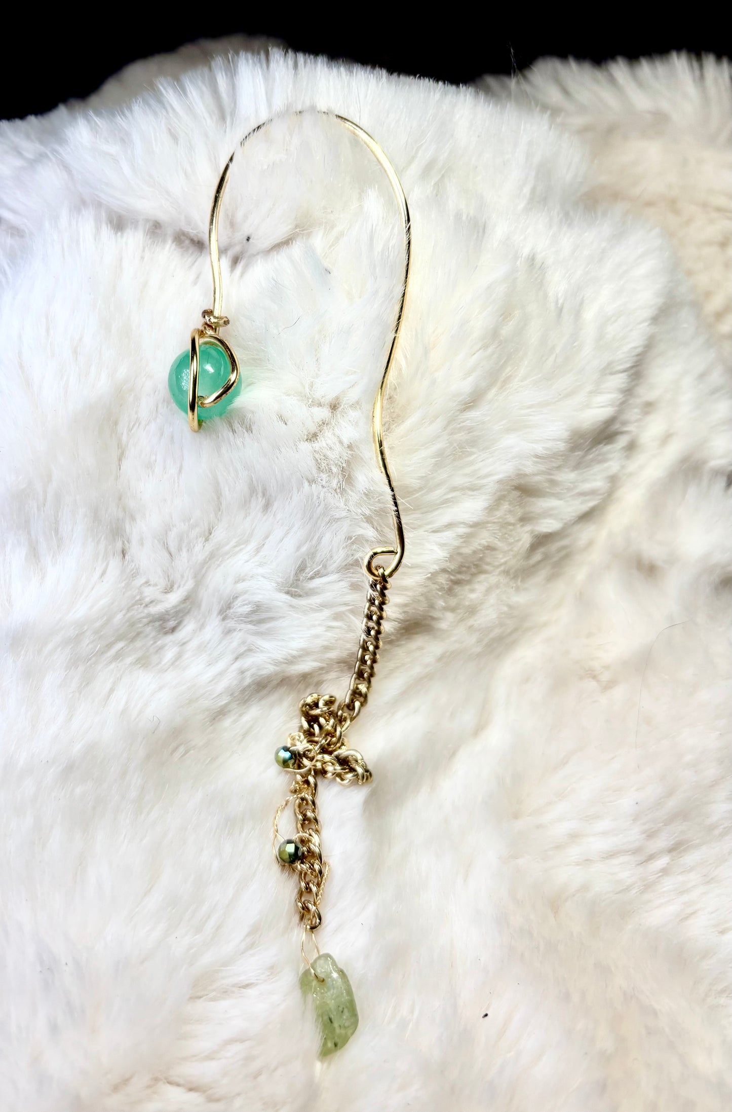CALM KEEPER: Amazonite left Earcuff