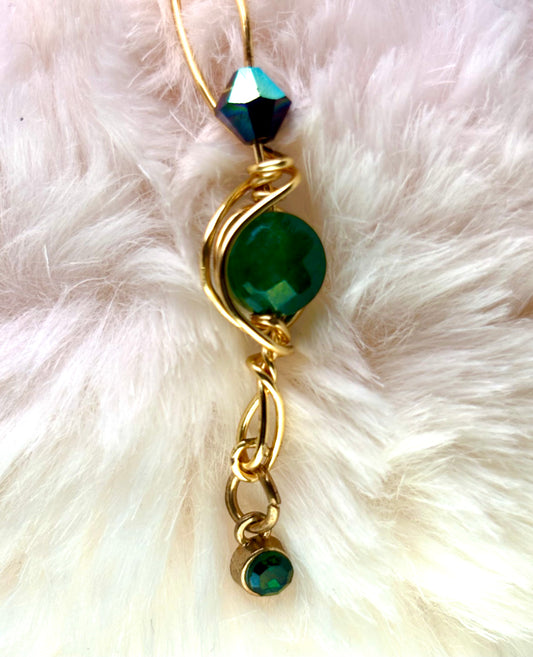 Evergreen Queen: Nephrite pendant,   (set available)￼