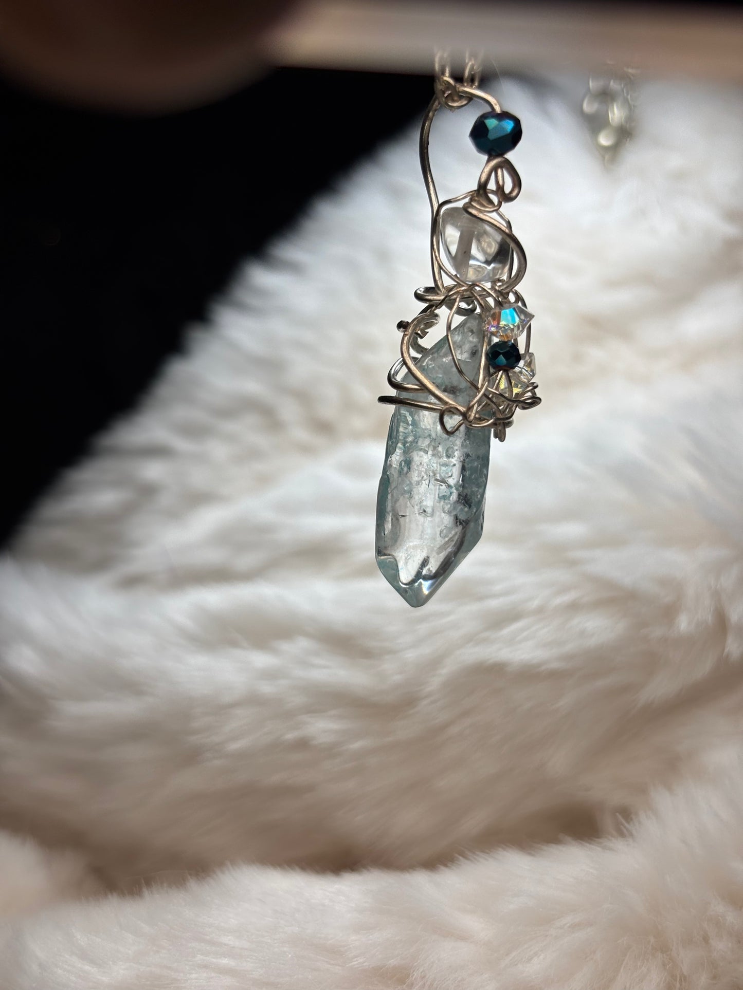 Frozen waters of the first age pendant (set available)