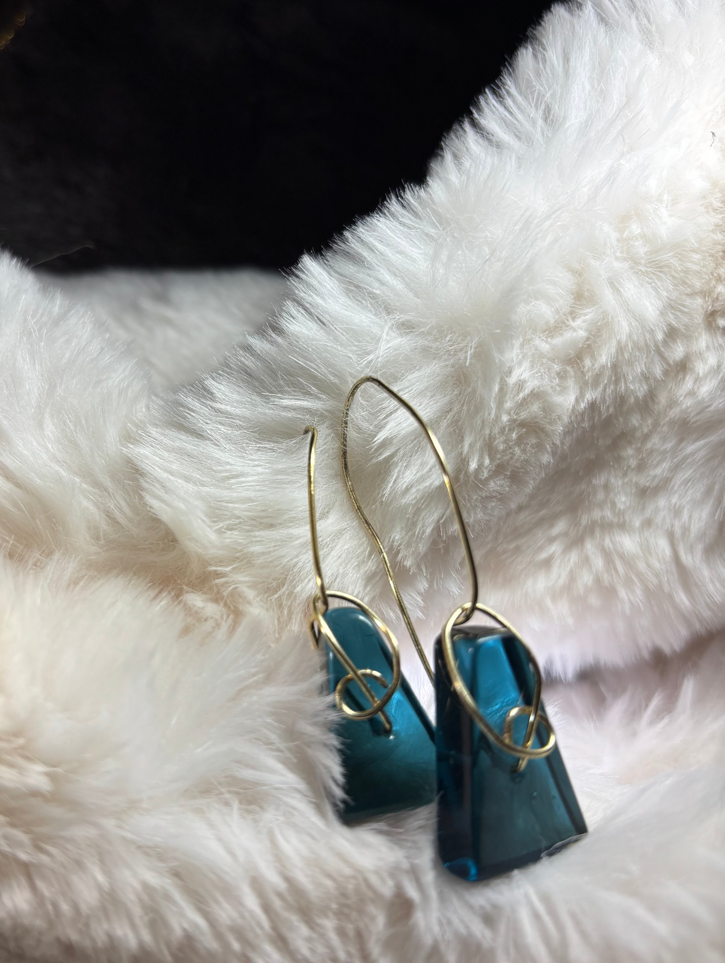 Blue Hour Drops
Candy Collection – Twilight Edition Earring/Pendant Set