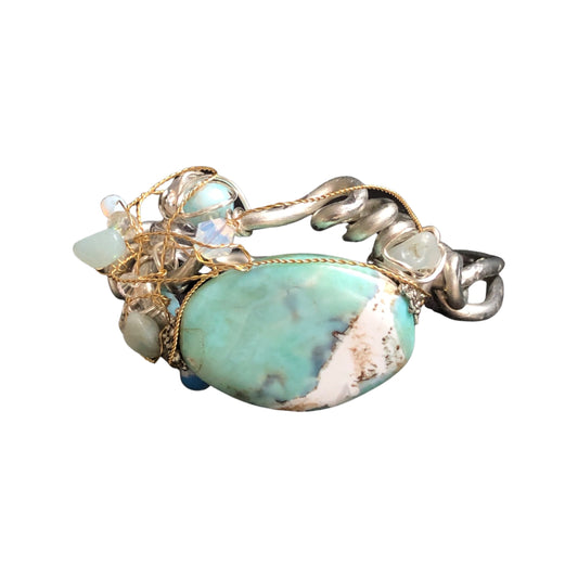 Larimar Devine